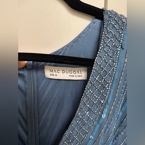 NWT | Mac Duggal 5442 Blue Emblemished Bell Sleeve Tiered Gown Size 16 - Picture 11 of 17